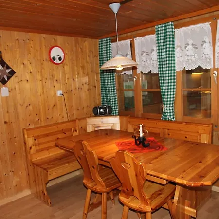 Haus Rasti Сasa de vacaciones *