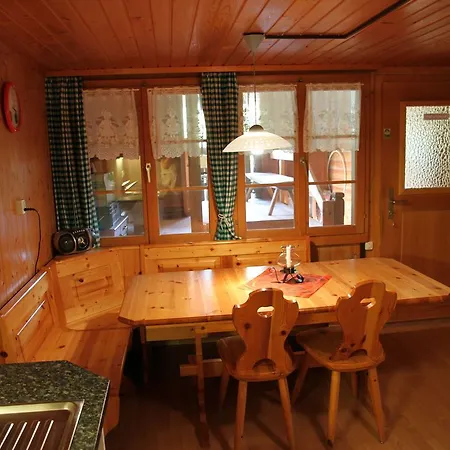Сasa de vacaciones Haus Rasti